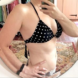 Cupshe Retro Bombshell Polka Dotted Tie Back Bikini Top